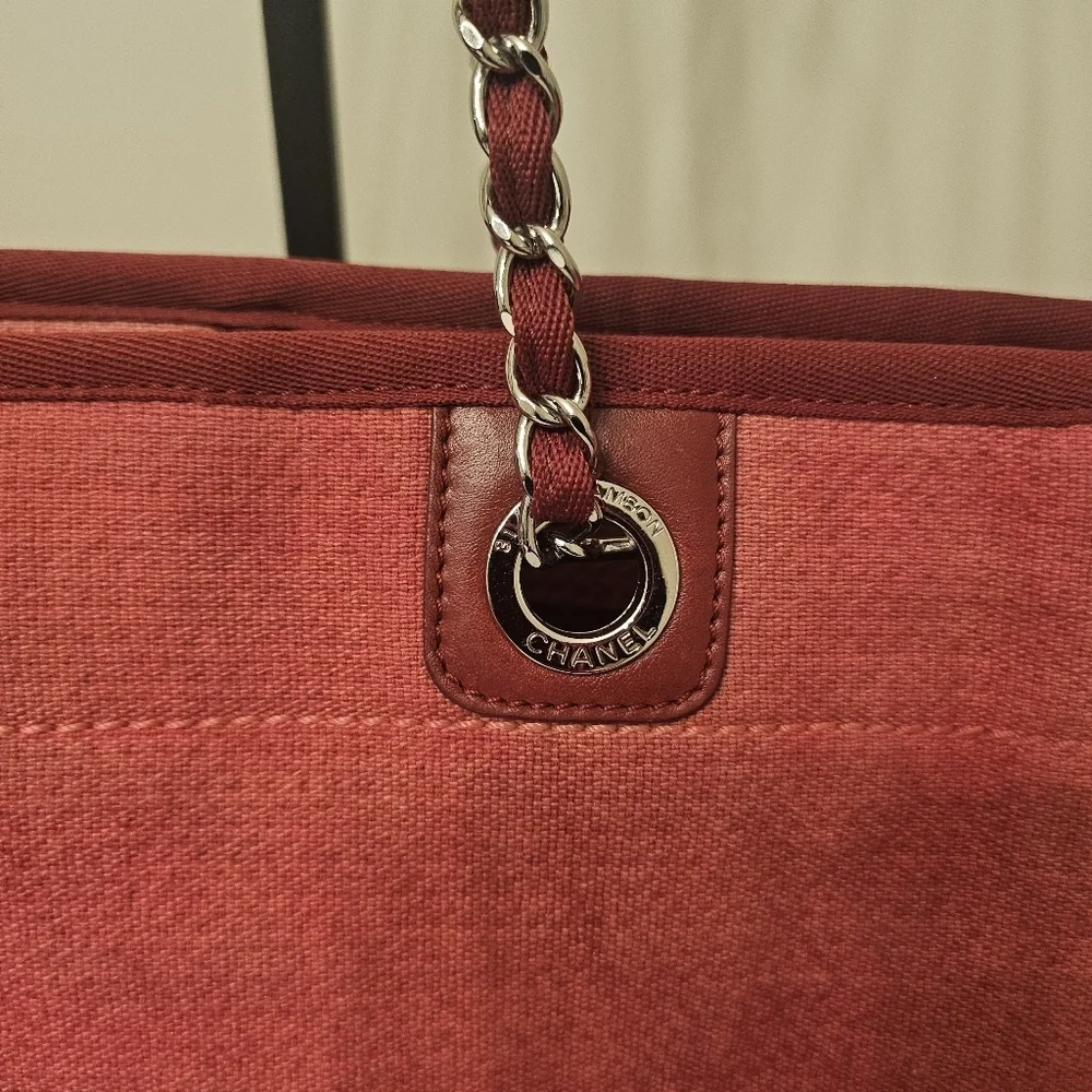 Chanel Deauville Tote Red Canvas 31 Rue Cambon - Picture 6 of 16